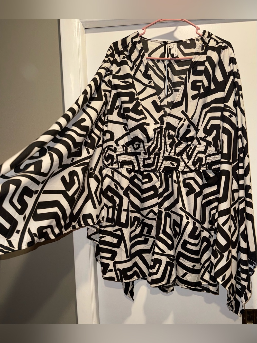 Geometric Romper with flowy sleeves